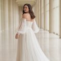 Martha Blanc Marset plus size wedding dress. Available to try at Rachel Ash Bridalwear in Atherstone, Warwickshire.
