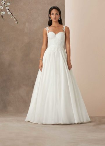 Caroline Castigliano Santa Barbara, wedding dress, a-line wedding dress