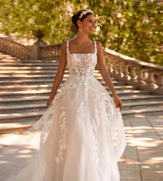 Moonlight J6875 wedding dress