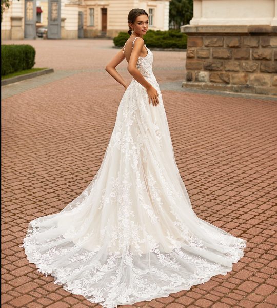 Moonlight Couture H1463, wedding dress, sexy wedding dress, fitted wedding dress, lace wedding dress